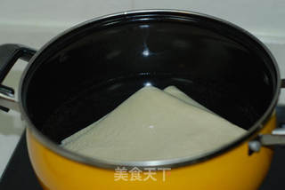 松仁菠菜卷的做法步骤:2