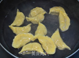 压面机花样面食之——猪肉玉米饺子的做法步骤:15