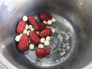 秋冬美白佳品——木瓜红枣莲子蜜的做法步骤:3