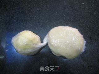 传统经典月饼：双合酥月饼的做法步骤：9