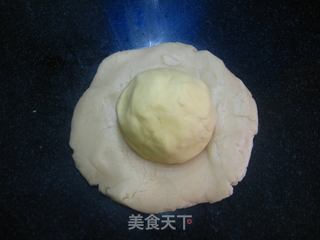 传统经典月饼：双合酥月饼的做法步骤：10