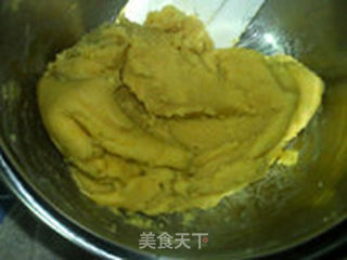 紫薯桃山月饼的做法步骤:3