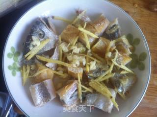 蒸咸黄花鱼的做法步骤:4