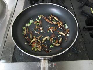 私房素烧腐竹的做法步骤:4