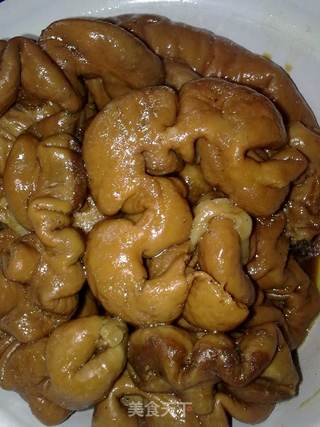 卤肥肠的做法步骤：5
