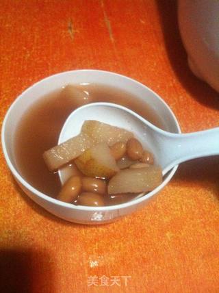 花生冰糖炖雪梨的做法步骤:5
