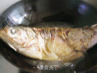 家常炖鲢鱼的做法步骤:7