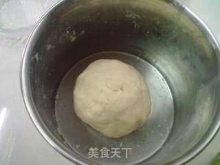 喜迎中秋——红豆沙菊花酥的做法步骤:2