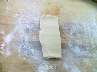 喜迎中秋——红豆沙菊花酥的做法步骤:7