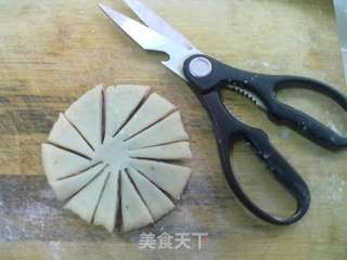 喜迎中秋——红豆沙菊花酥的做法步骤:11
