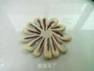 喜迎中秋——红豆沙菊花酥的做法步骤:12