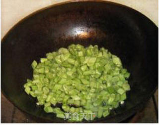 榄菜肉末四季豆的做法步骤:4