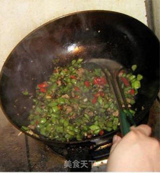 榄菜肉末四季豆的做法步骤:8
