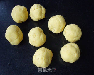 养生美食~芝麻红薯饼的做法步骤:7