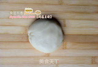 玫瑰园中的感觉——玫瑰鲜花月饼的做法步骤:4