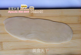 玫瑰园中的感觉——玫瑰鲜花月饼的做法步骤:8
