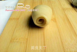 玫瑰园中的感觉——玫瑰鲜花月饼的做法步骤:11