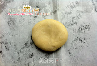 玫瑰园中的感觉——玫瑰鲜花月饼的做法步骤:15