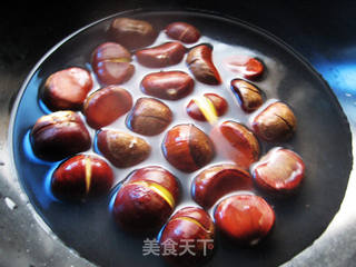 秋食板栗,健胃补肾——栗子烧鸡的做法步骤:9