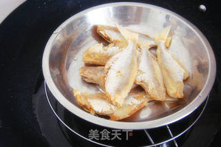 香煎三肉鱼的做法步骤:3