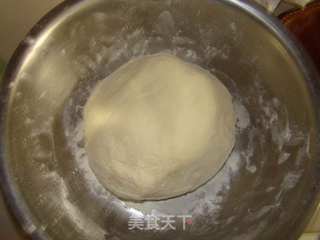 葱油饼的做法步骤：1