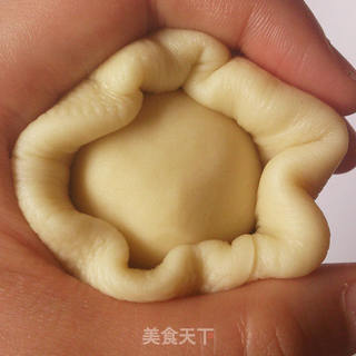 月圆时,品月尝鲜------香辣牛肉月饼【酥皮的!够酥的!】的做法步骤:29