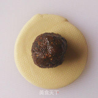 月圆时,品月尝鲜------香辣牛肉月饼【酥皮的!够酥的!】的做法步骤:40
