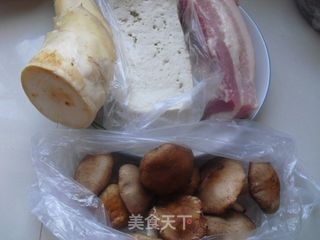 东坡豆腐的做法步骤：1