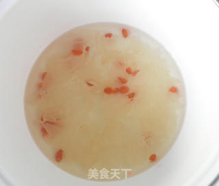 鸡头米银耳汤的做法步骤:5