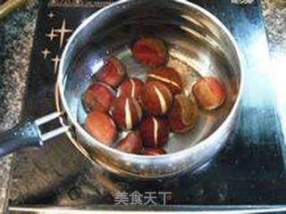 秋风起,补身体---栗子龙骨汤的做法步骤:5