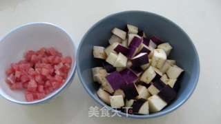 茄酱肉末杂酱面的做法步骤:2