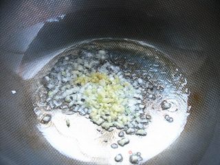比肉更好吃——双菇炸酱面的做法步骤:4