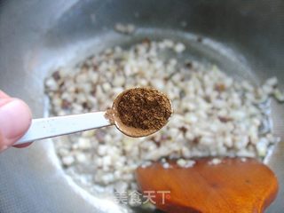 比肉更好吃——双菇炸酱面的做法步骤:6