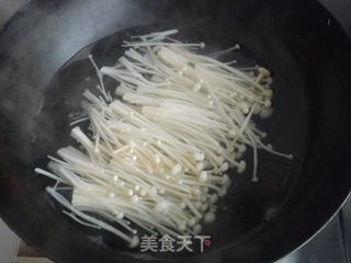 白灼里脊的做法步骤：5