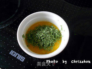 【法香蒜茸面包片】秋日午后的下午茶点心的做法步骤:4