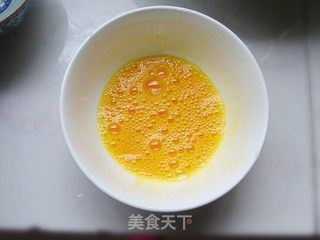 教你蒸出细腻嫩滑的蛋羹——扇贝肉蛋羹的做法步骤:4