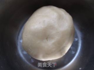 豆沙月饼的做法步骤：2