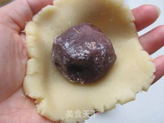 豆沙月饼的做法步骤:6