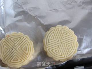 豆沙月饼的做法步骤:10
