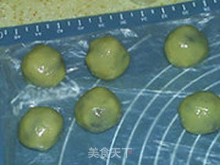 奶油蓝莓月饼的做法步骤:6