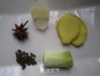 枸杞芝麻虾的做法步骤:3