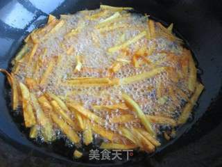 红薯条焖青鱼的做法步骤:6