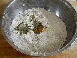 茶香三鲜小笼包的做法步骤:8