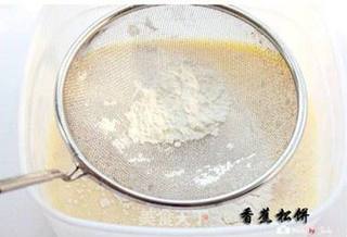 香蕉松饼的做法步骤:3