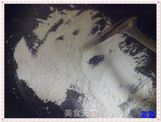 费列罗巧克力馅冰皮月饼的做法步骤:4