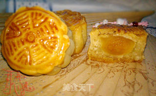 莲蓉蛋黄月饼的做法步骤:19