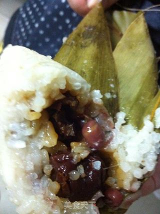 红糖豆沙枣子粽的做法步骤:8