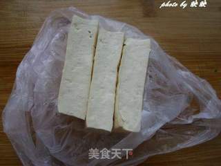 BBQ置顶烤盘余热新利用——煎豆腐的做法步骤:2