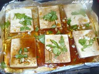 BBQ置顶烤盘余热新利用——煎豆腐的做法步骤:11
