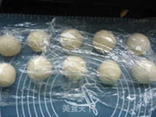 豆沙面包的做法步骤：9